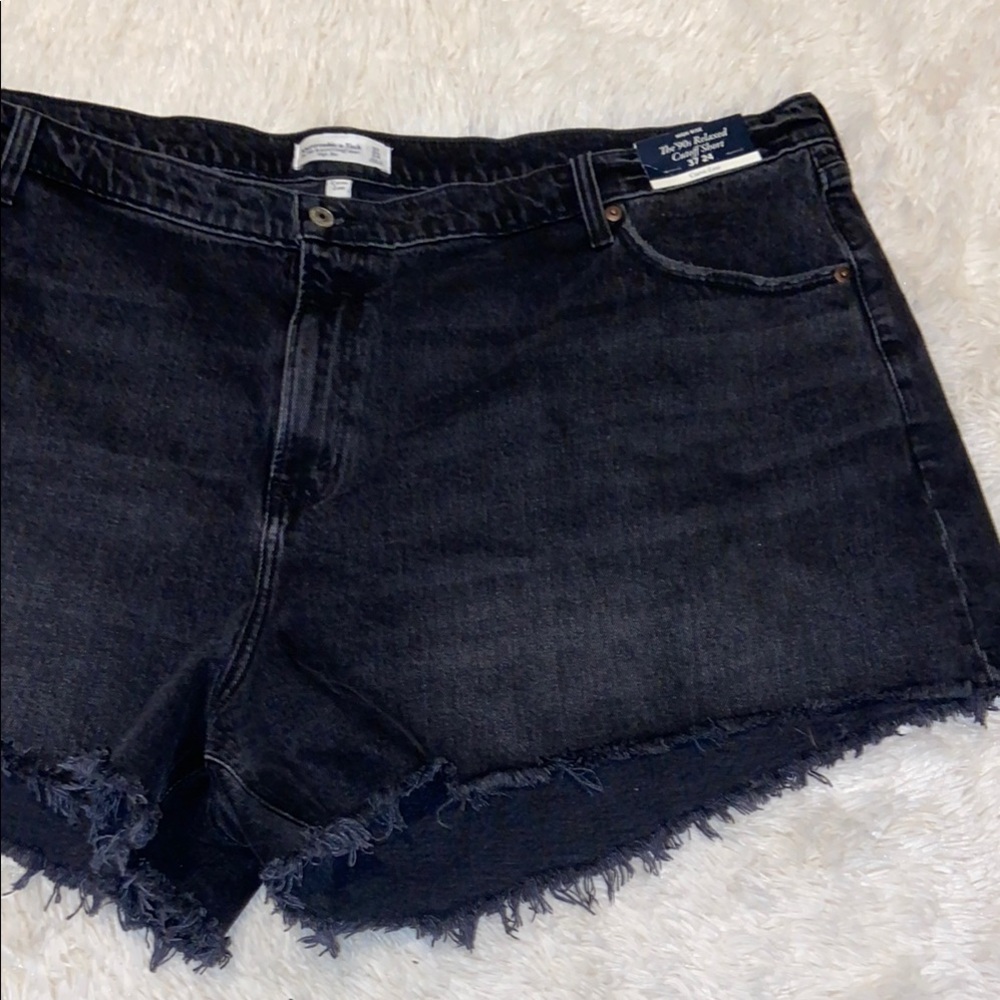 Abercrombie & Fitch Faded Black High-Rise Shorts size 37 24 NEW WITH TAGS